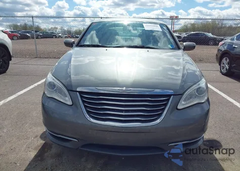 2012 Chrysler 200 Touring z USA, uszkodzony, nr VIN 1C3CCBBB3CN283908